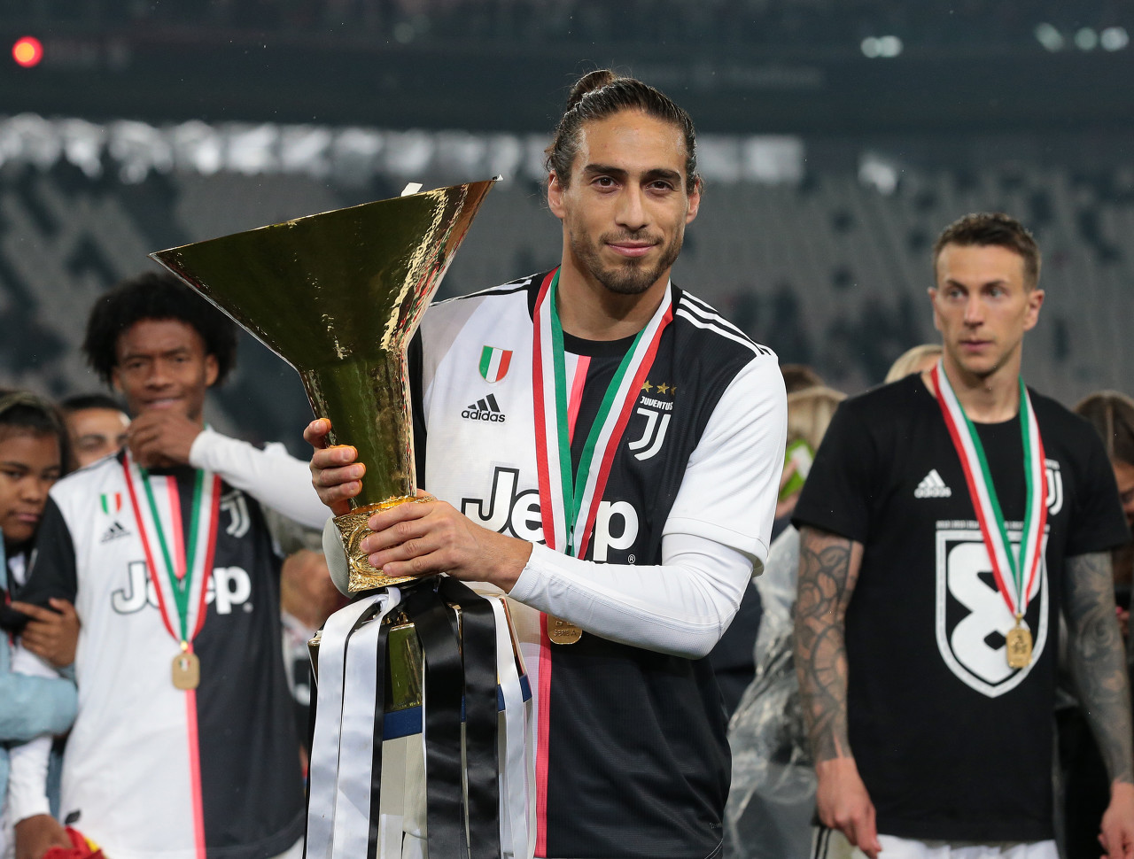 直播吧：新赛季中超首轮赛程敲定，揭幕战蓉城vs深圳，泰山vs铁人