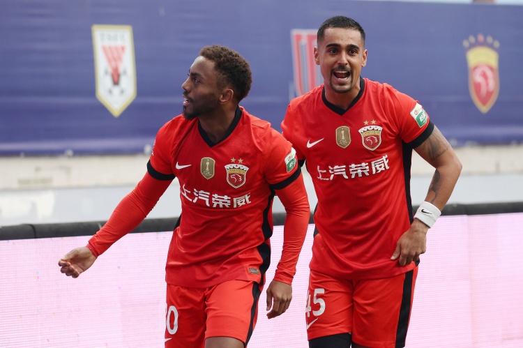 最欣赏的特质是什么？詹姆斯：篮球智商 我一眼就能看出高低