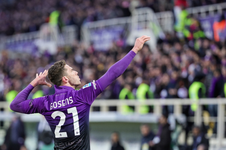 外媒：三镇新外援贝维斯的年薪达到100万欧元